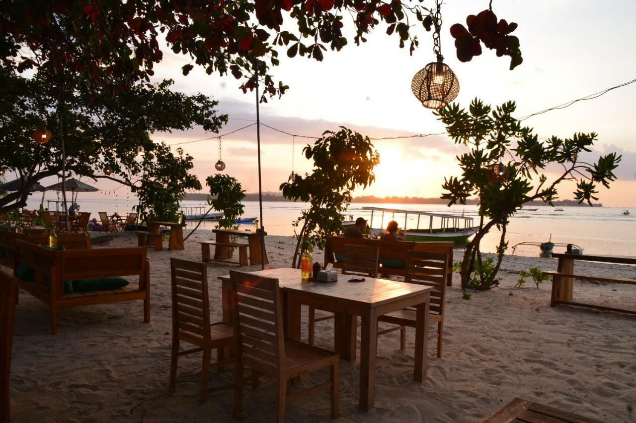 Salili Bungalow Gili Air Exterior photo