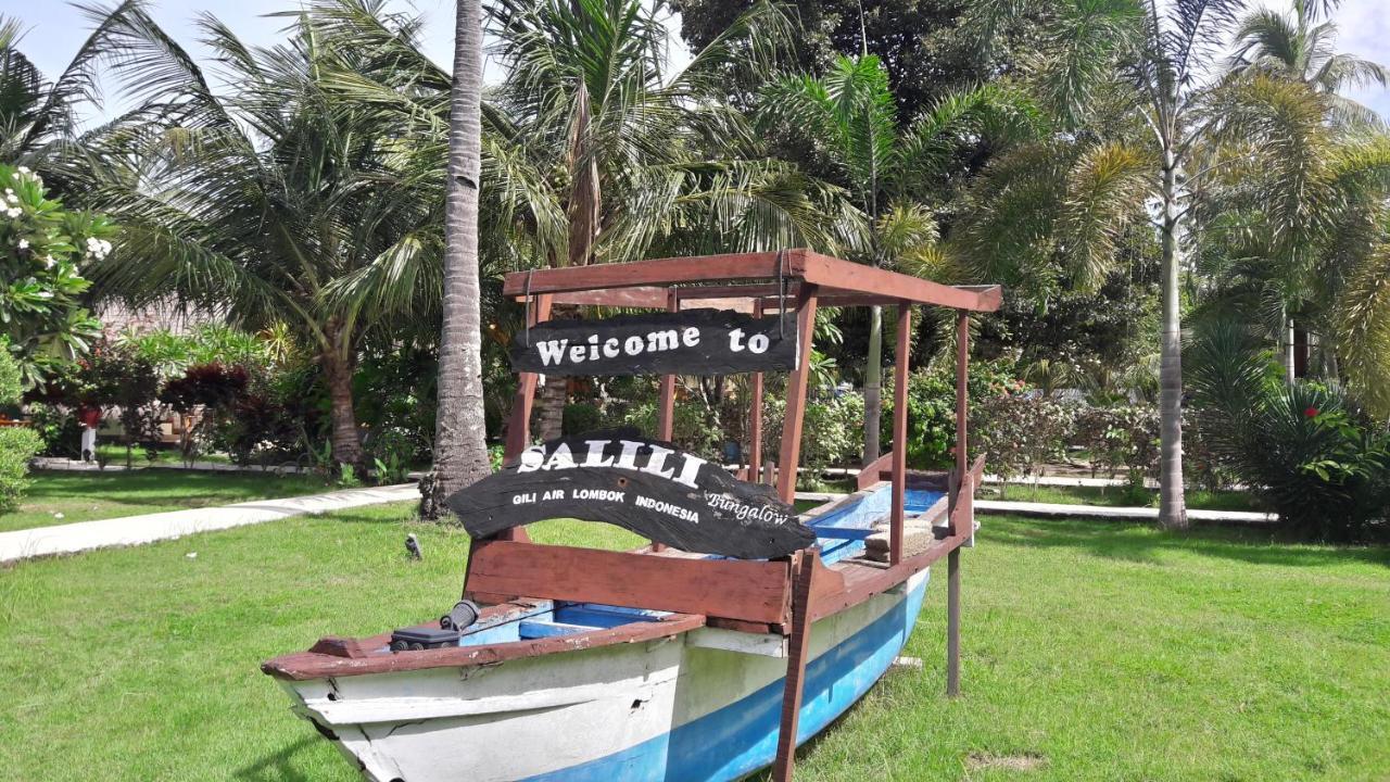 Salili Bungalow Gili Air Exterior photo