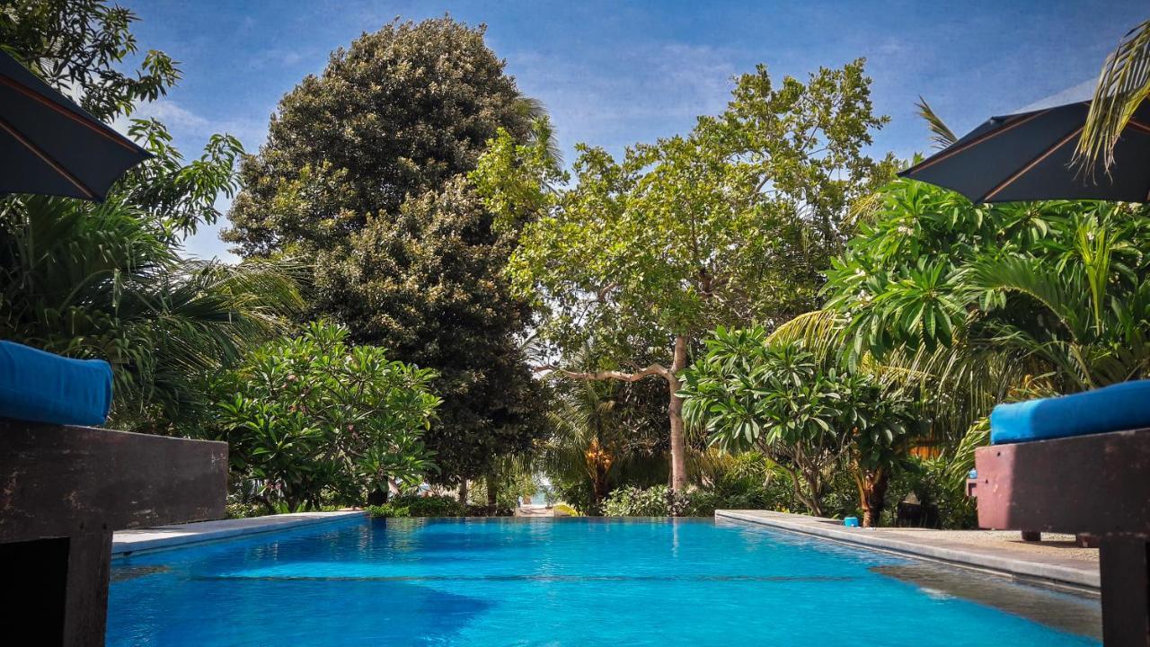 Salili Bungalow Gili Air Exterior photo