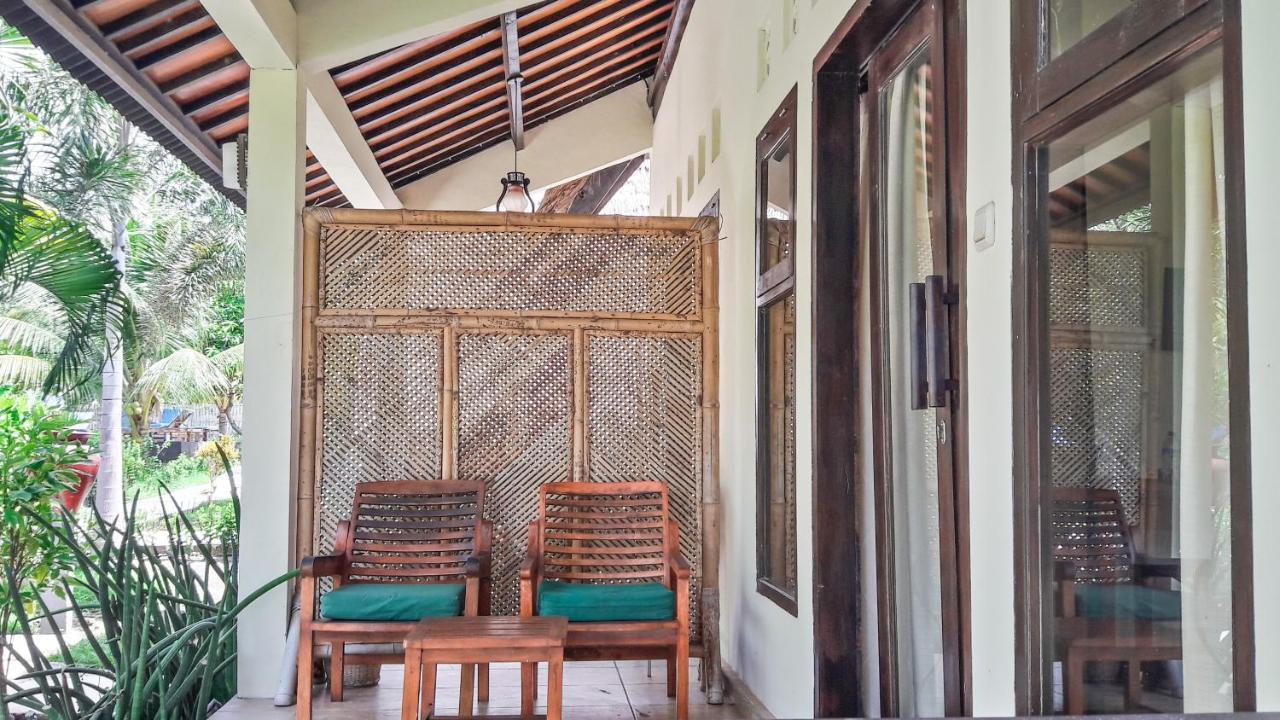Salili Bungalow Gili Air Exterior photo